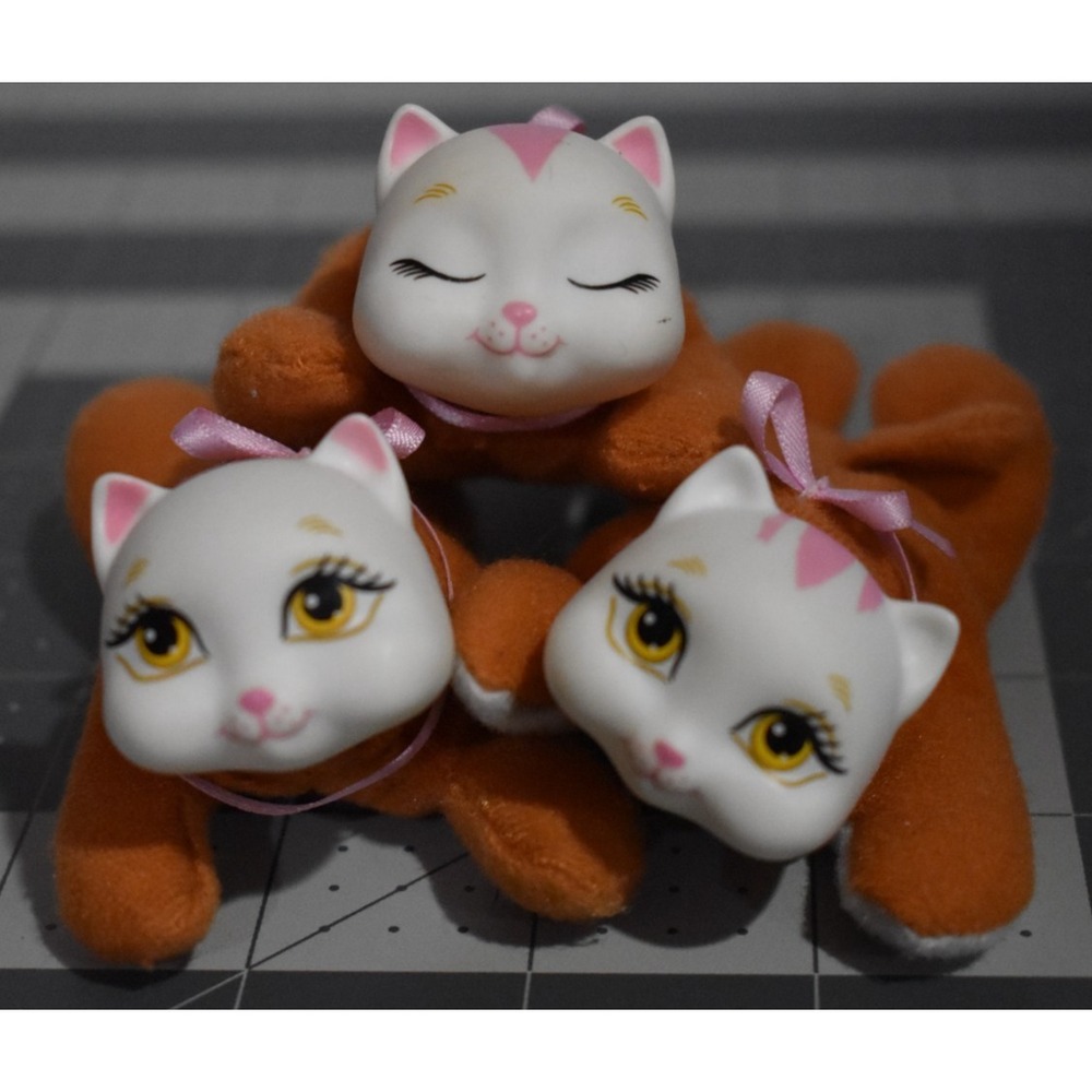 Kitty Surprise Baby Kittens LOT of‎ 3 Stuffed Animal Plush Brown Pink White Cats